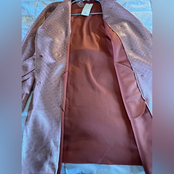 NWT Solitaire double breasted coral and silver spring jacket. Women’s size L. - Picture 4 of 10